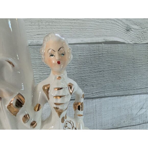 Vintage Ceramic Victorian Figurine Couple Lamp Base With Gold Accents - Picture 6 of 8